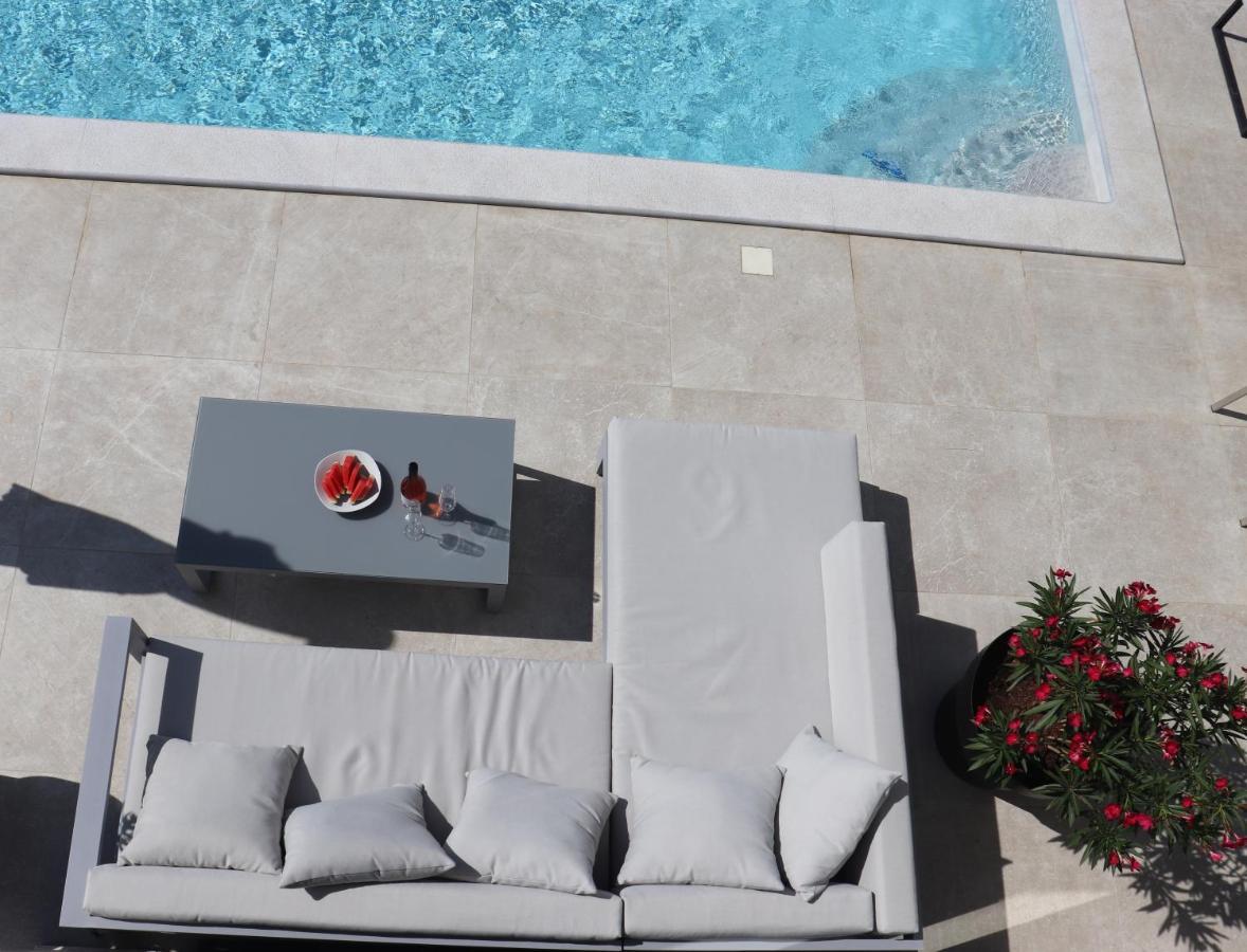 Meerbrise - Luxury Villa Banjole Exteriör bild