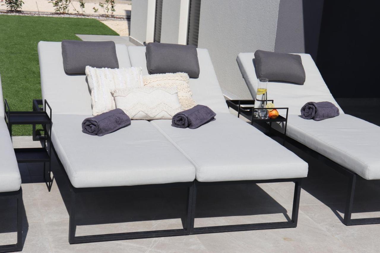 Meerbrise - Luxury Villa Banjole Exteriör bild